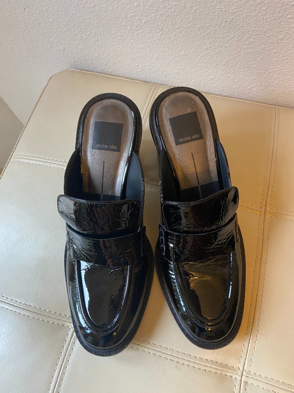DOLCE VITA MULES PATENT CLOGS SZ 7.5~BLACK
